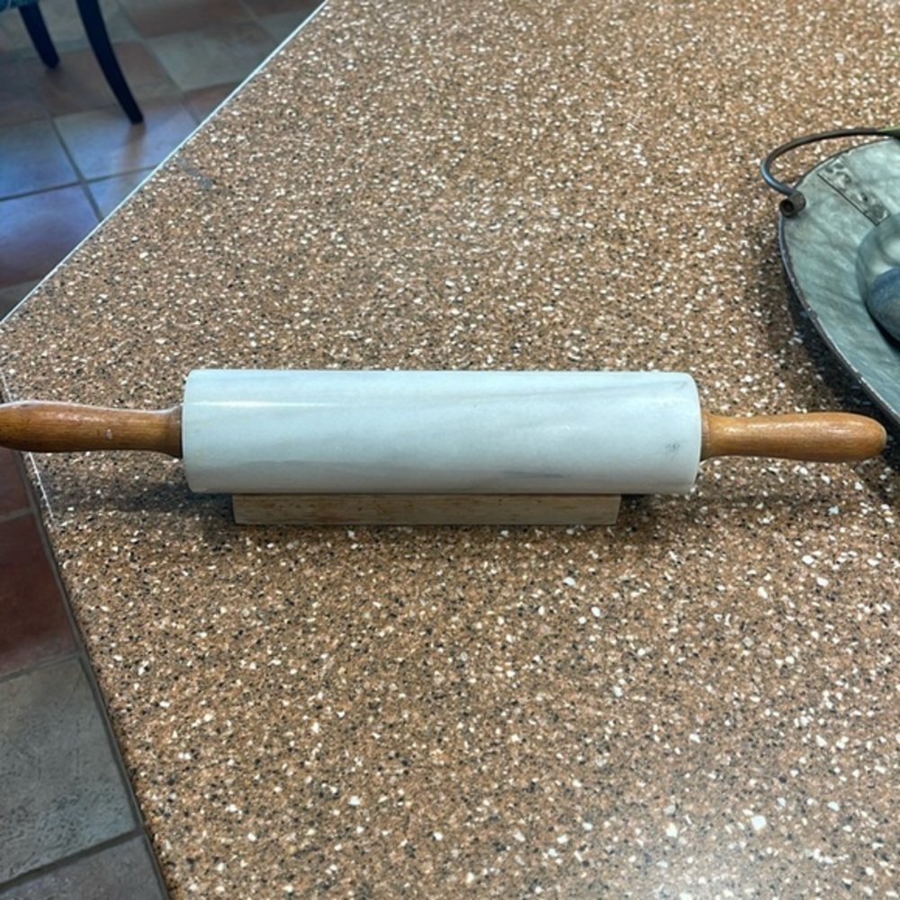 Marble rolling pants with bass